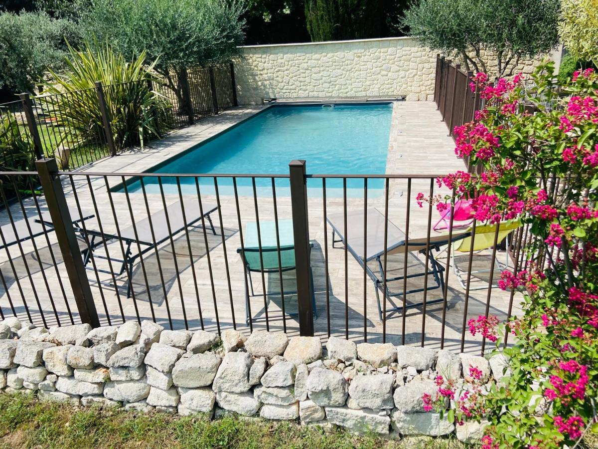 Gite du Mas de la Finière Châteaurenard Extérieur photo